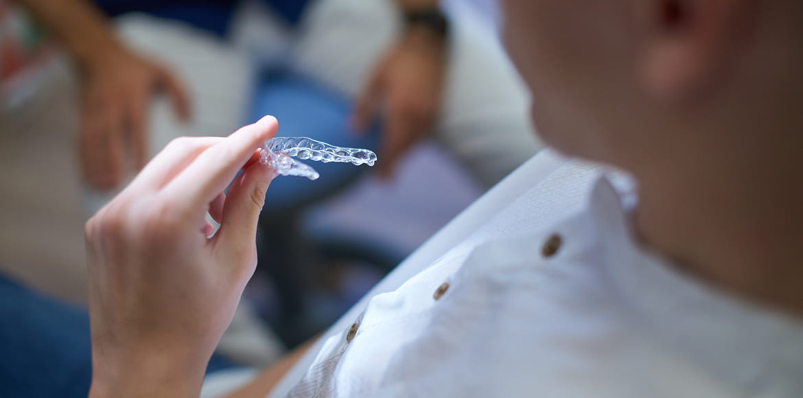 Как добиться ровной улыбки без брекетов